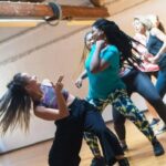 15 Menit Dance Sehari: Rahasia Umur Panjang & Bebas Batuk?