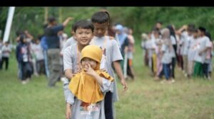 Camping Keluarga: 5 Manfaat Tak Terduga untuk Pertumbuhan Anak