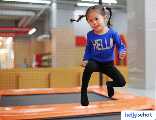 Manfaat Trampolin Ajaib untuk Anak: Aman & Seru!