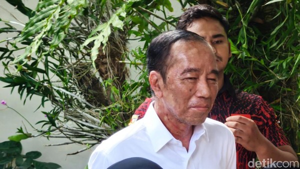 Presiden Jokowi Alami Masalah Kulit: Alergi atau Peradangan?
