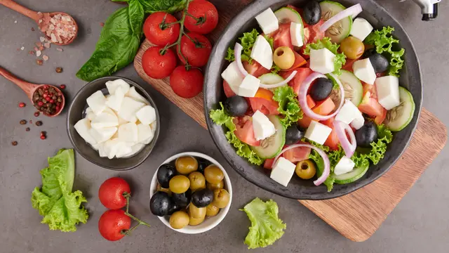 Rahasia Diet Mediterania: Cegah Kanker Payudara Wanita