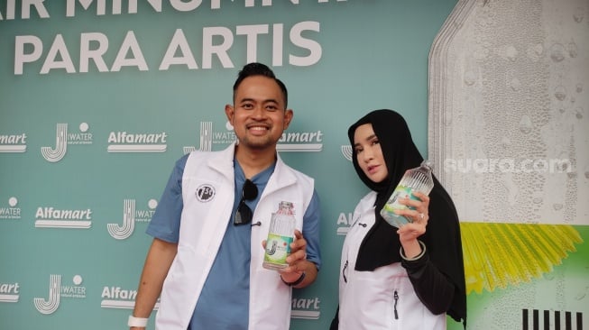 Rahasia Keluarga Sehat Juragan 99: Bisnis Air Minum Milik Gilang & Shandy