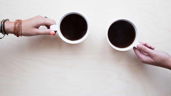 Rahasia Panjang Umur? Wanita, Minum Kopi Rutin! Studi Ungkap